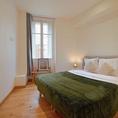 Superbe Appartement De 2 Pieces パリ エクステリア 写真