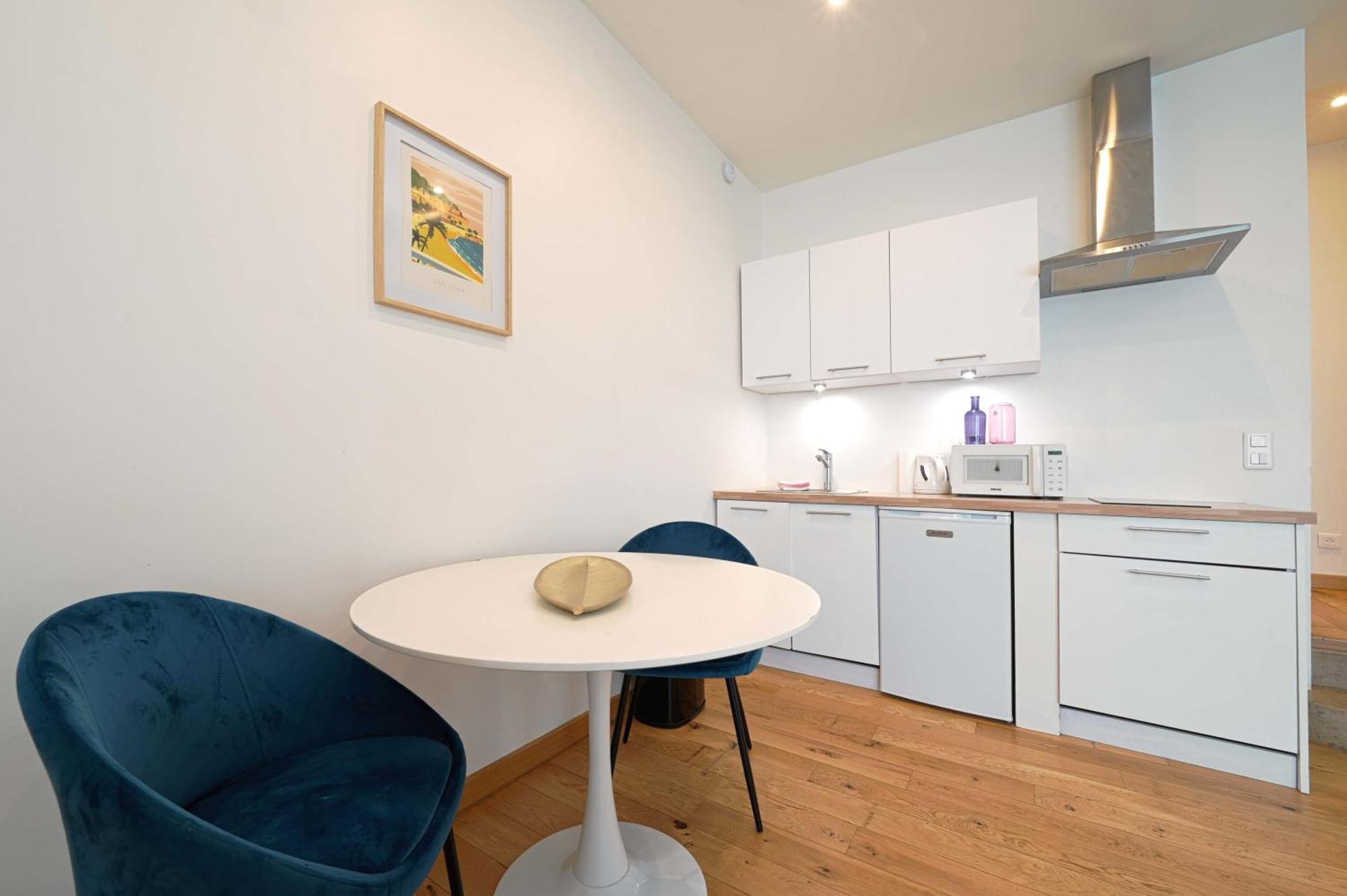Superbe Appartement De 2 Pieces パリ エクステリア 写真