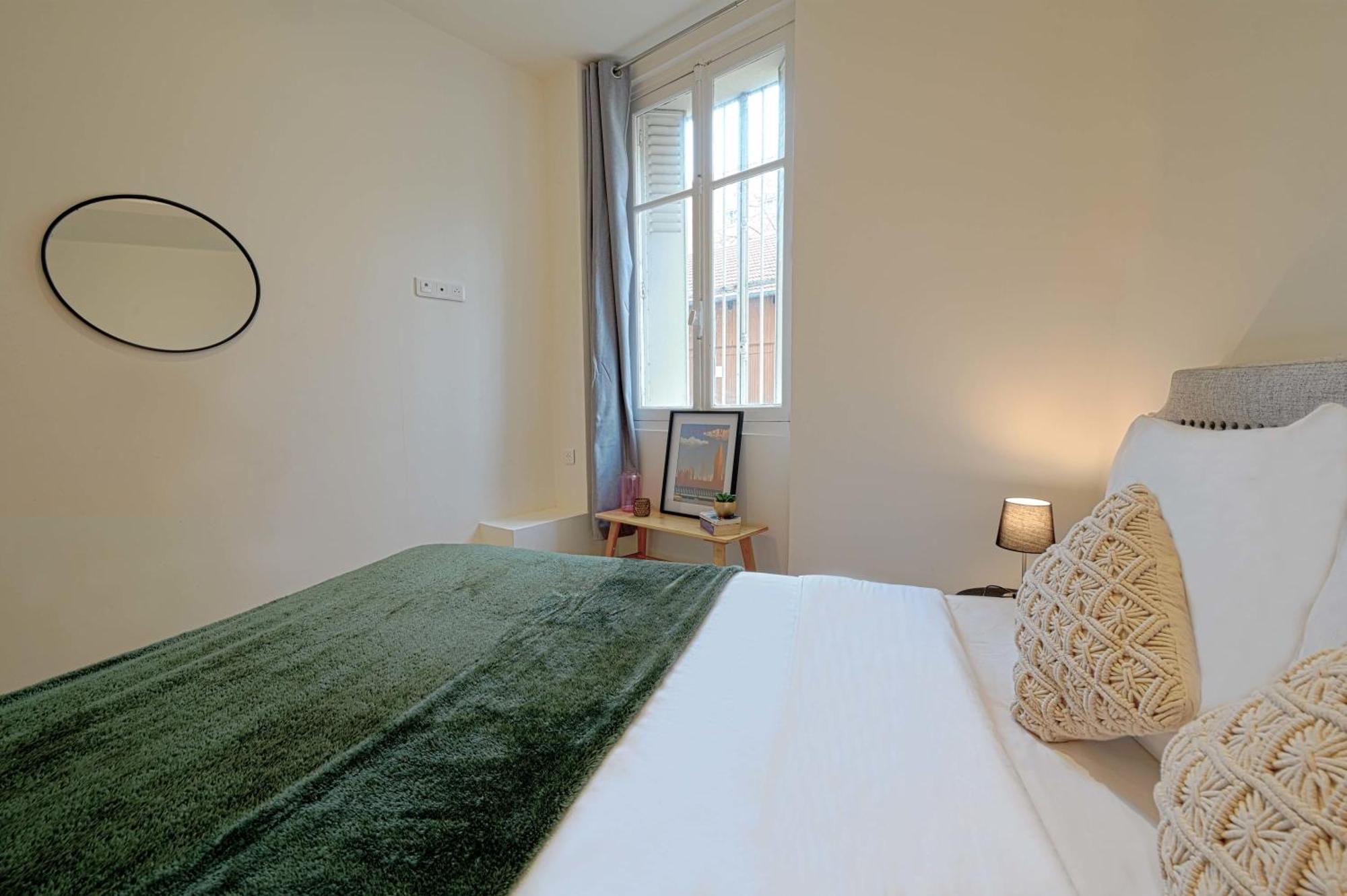 Superbe Appartement De 2 Pieces パリ エクステリア 写真